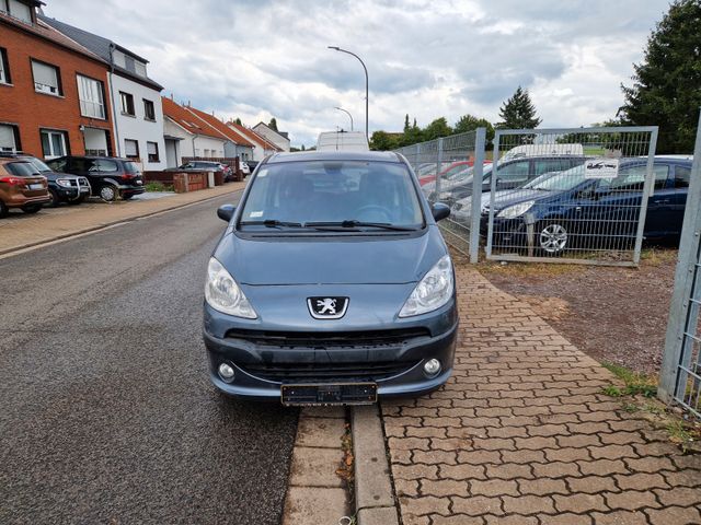 Peugeot 1007 Filou 70