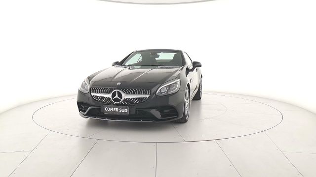 Mercedes-Benz SLC - R172 - SLC 200 AMG Line