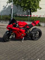 Ducati +++Panigale V4S+++neuwertig+++Service+Reifen neu