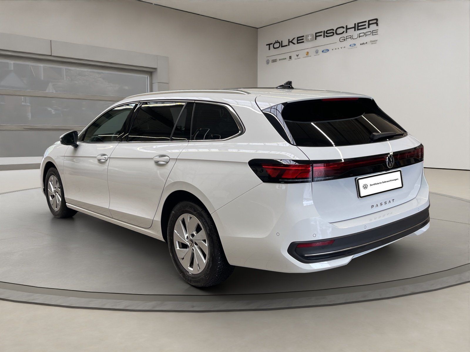 Volkswagen Passat Variant 2.0 TDI Business DCC ACC AHK LM foto 4