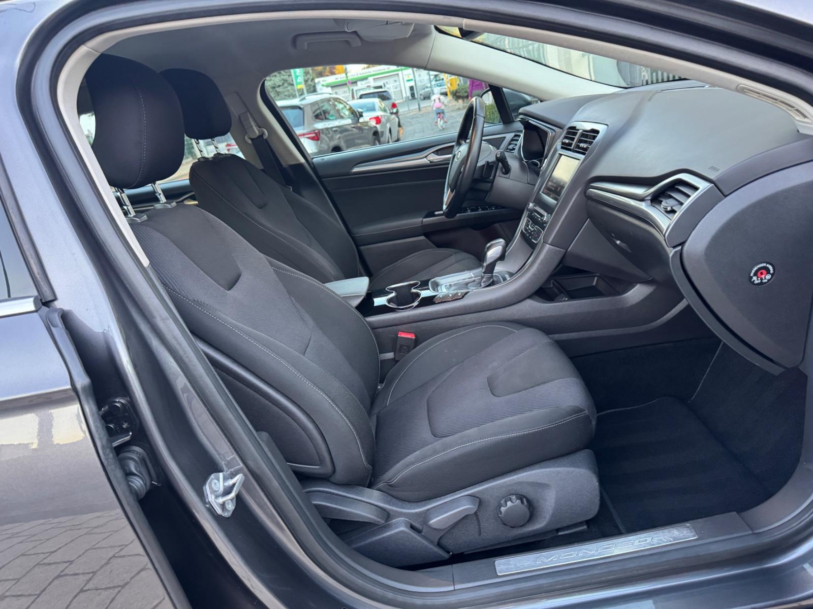 Ford Mondeo 2015 — photo 8