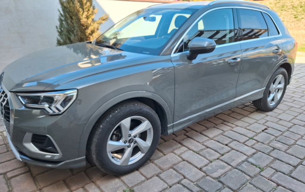 Image of Audi Q3