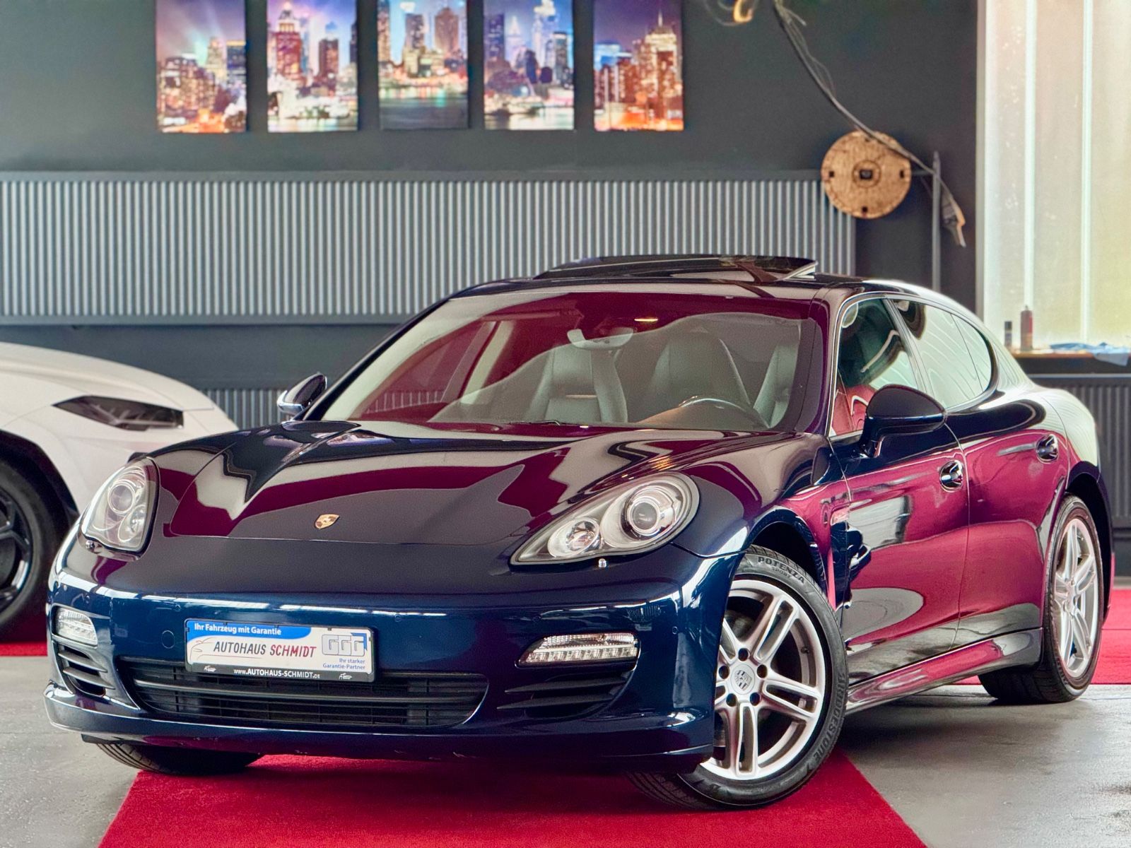 Porsche Panamera Diesel Schiebedach Bose Luft PCM 19Zoll