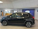 Peugeot 2008 Crossway - Automatik - Pano - Peugeot Gebrauchtwagen in Freiburg