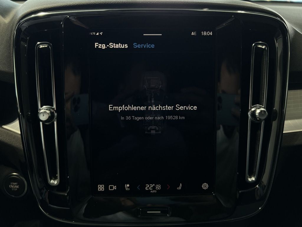 Volvo XC40 B3 Plus Dark ACC BLIS 360° H/K LED Navi SHZ