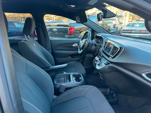 Chrysler Chrysler Touring Plus S  20" Felgen Monitor