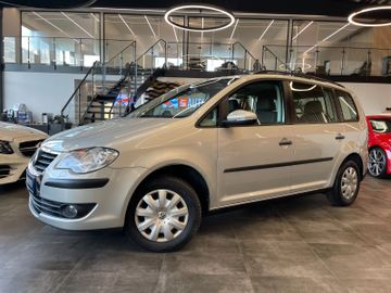 Volkswagen Touran Conceptline *KLIMA*TEMPOMAT*SZHZ*