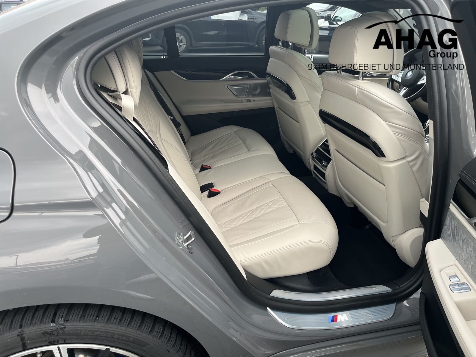 BMW 745 - Bild 15