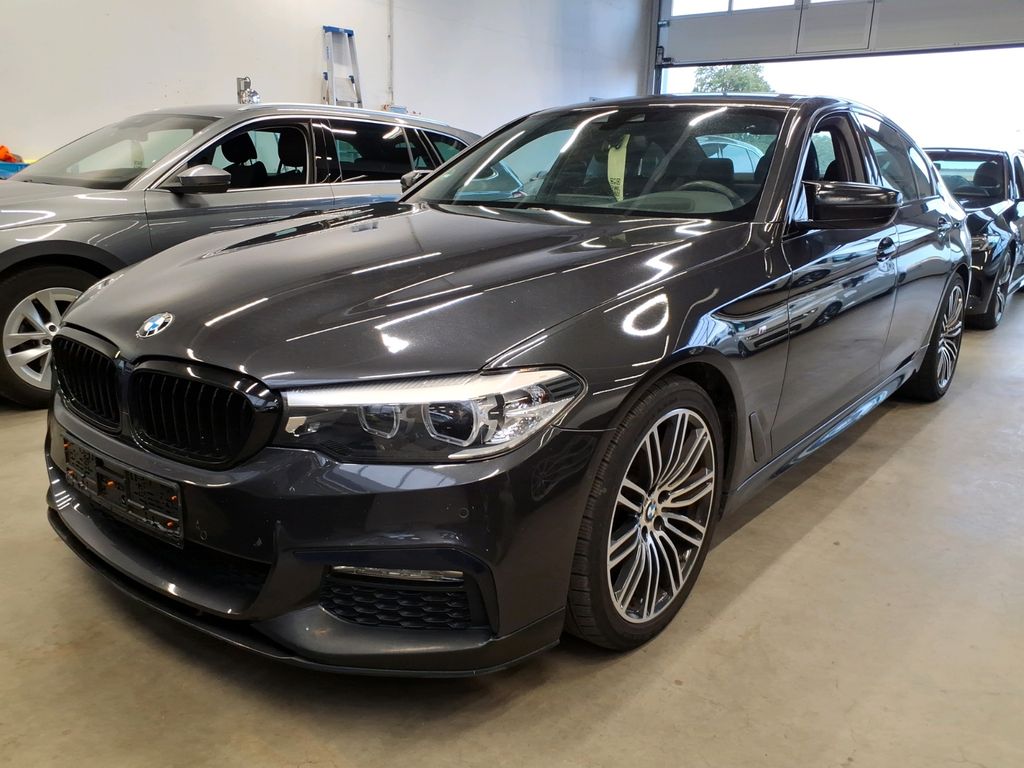 Image of BMW 530