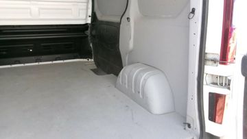 Renault Trafic - 11