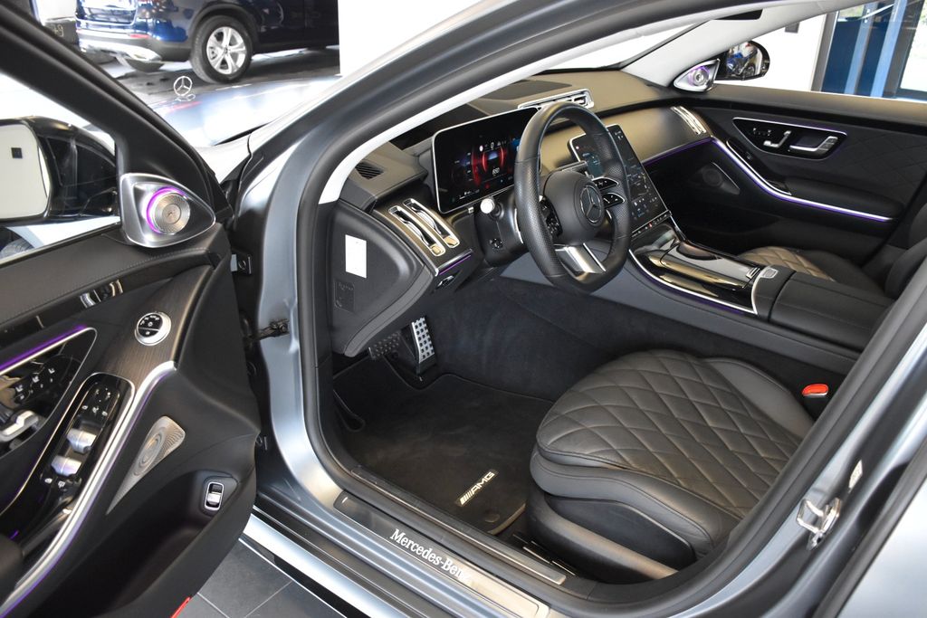 MERCEDES-BENZ S-Class 2022