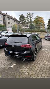 Volkswagen Golf 2.0 TSI OPF DSG GTI Performance GTI Per... - Gebrauchtwagen von Privatanbietern mit TÜV