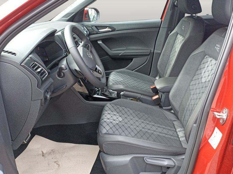 Fahrzeugansicht 8 Fahrzeugabbildung Volkswagen T-Cross 1.0 TSI R-Line DSG