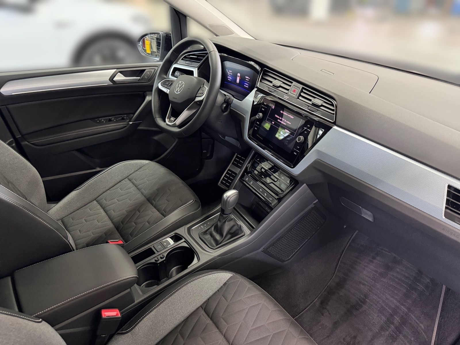 Volkswagen Touran - Bild 14