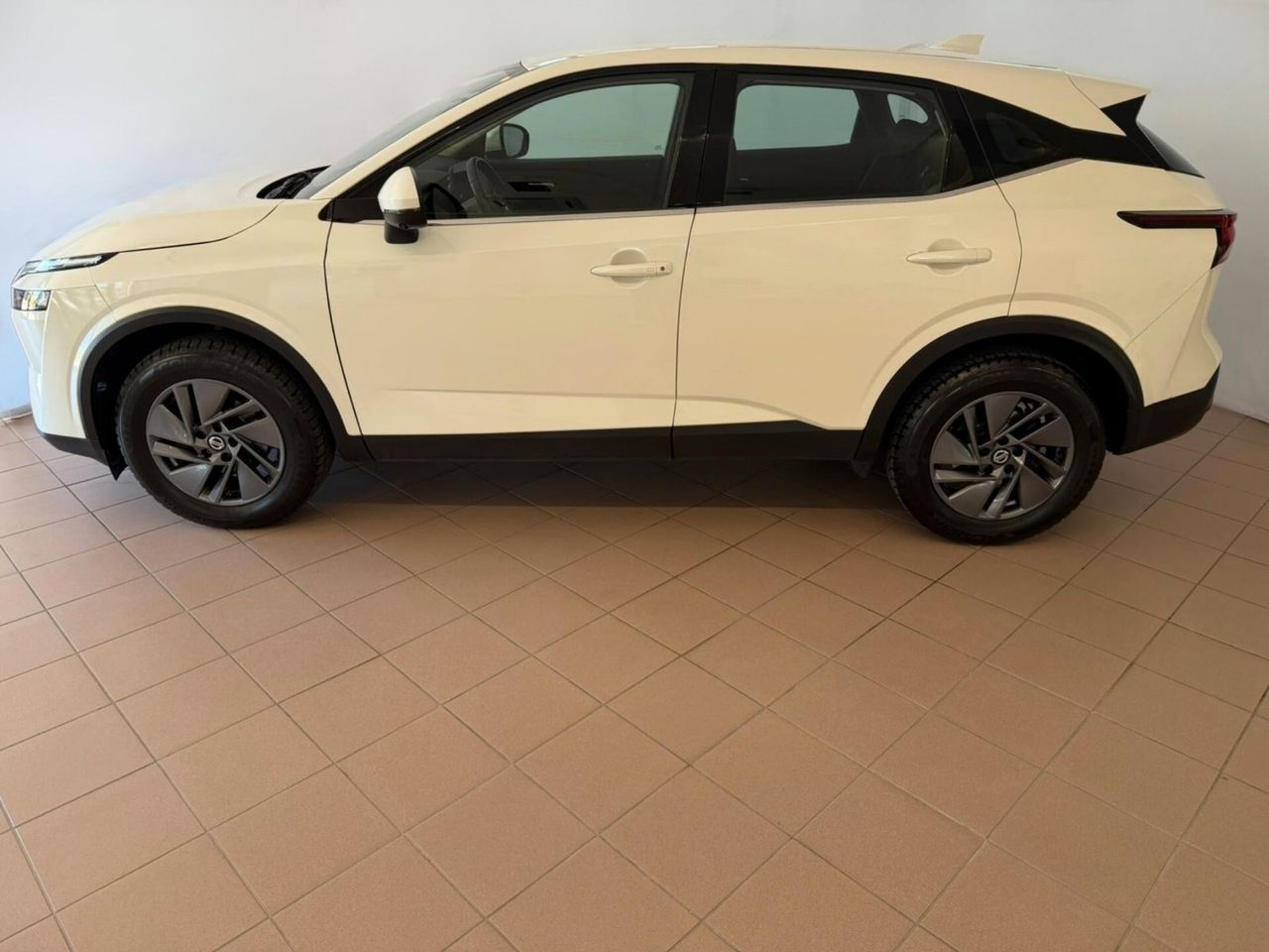 Nissan Qashqai MHEV 158 CV Xtronic Business imagem 2