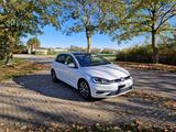 Volkswagen Golf 1.6 TDI DSG JOIN LED Pano Standhzg Kamera