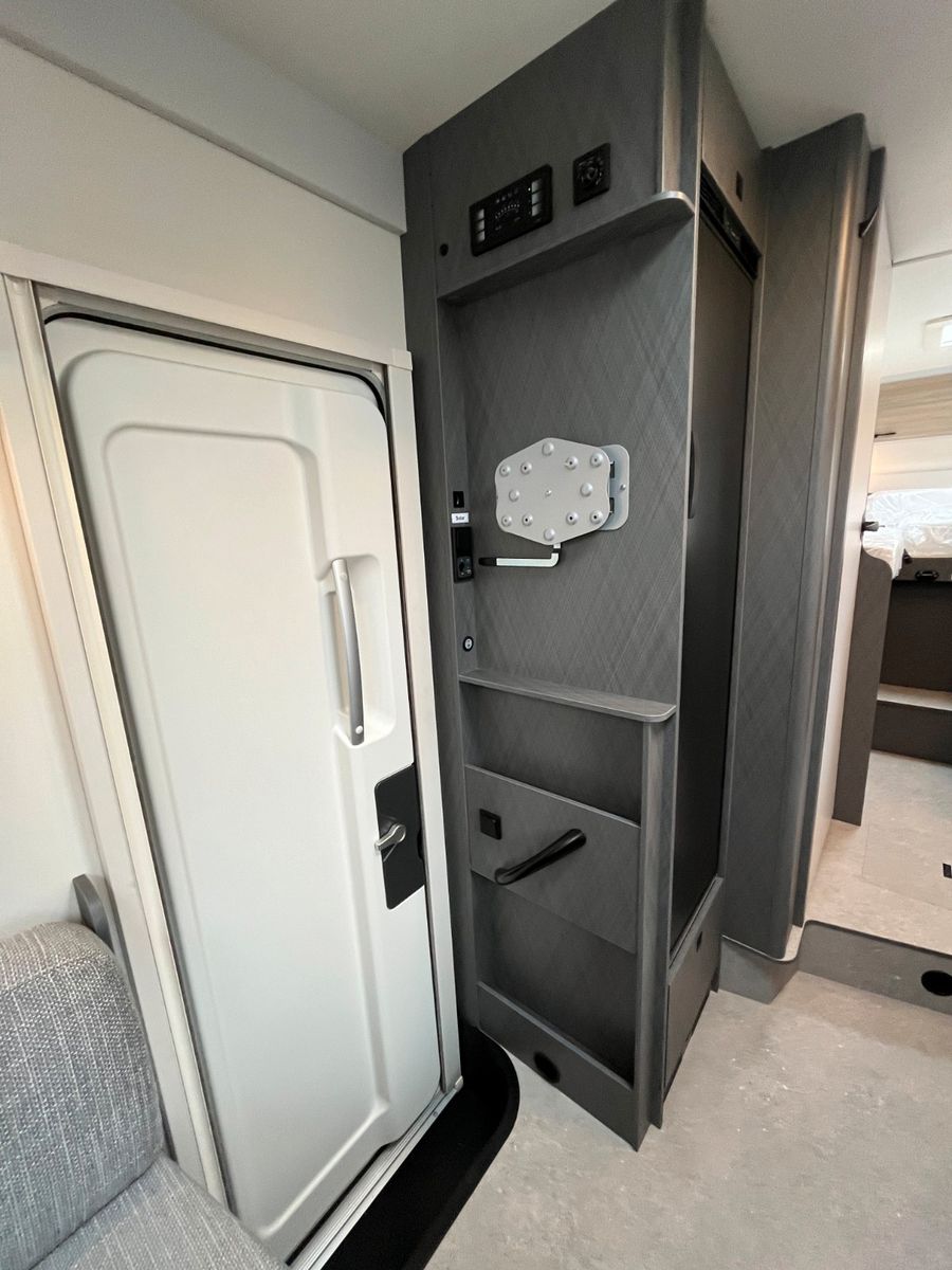 Fahrzeugabbildung Etrusco T 7.4 SB *Markise*Multimedia*Rahmenfenster