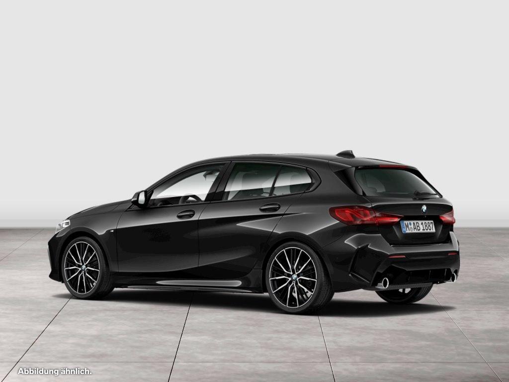 BMW 120i HUD+PANO+RFK+NAVI+LED+PDC+V+H