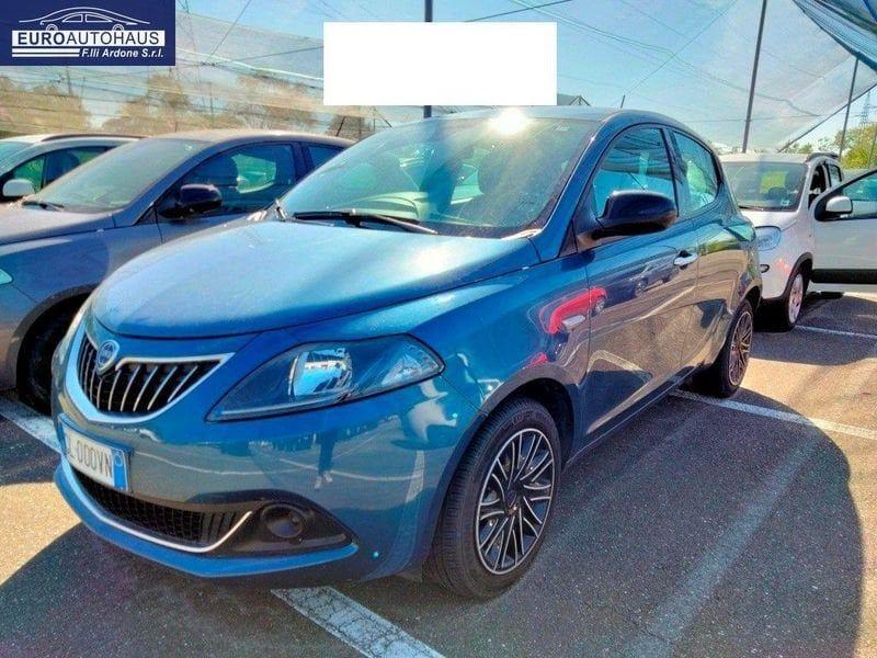 Lancia Ypsilon 10 FireFly 70cv SS Hybrid SILVE 2022