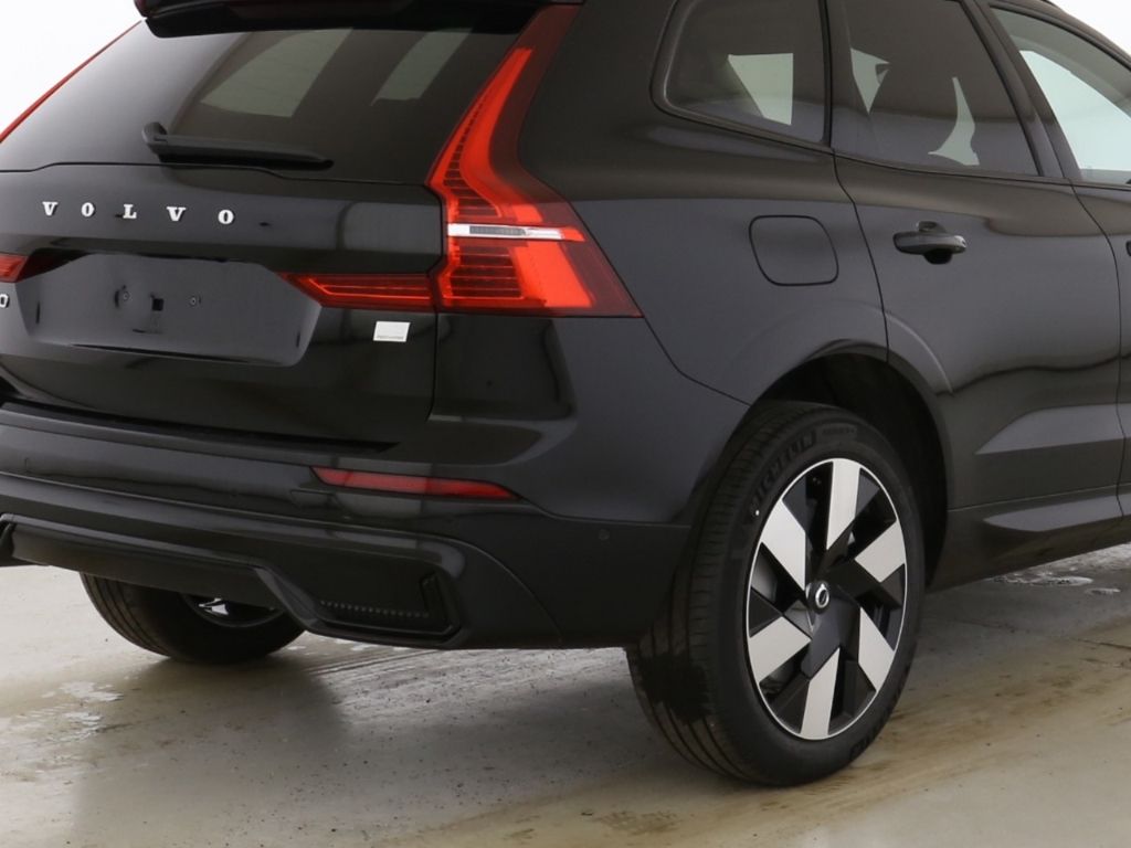 Volvo XC60 Plus Dark Recharge Plug-In Hybrid AWD T8 Tw imagem 3