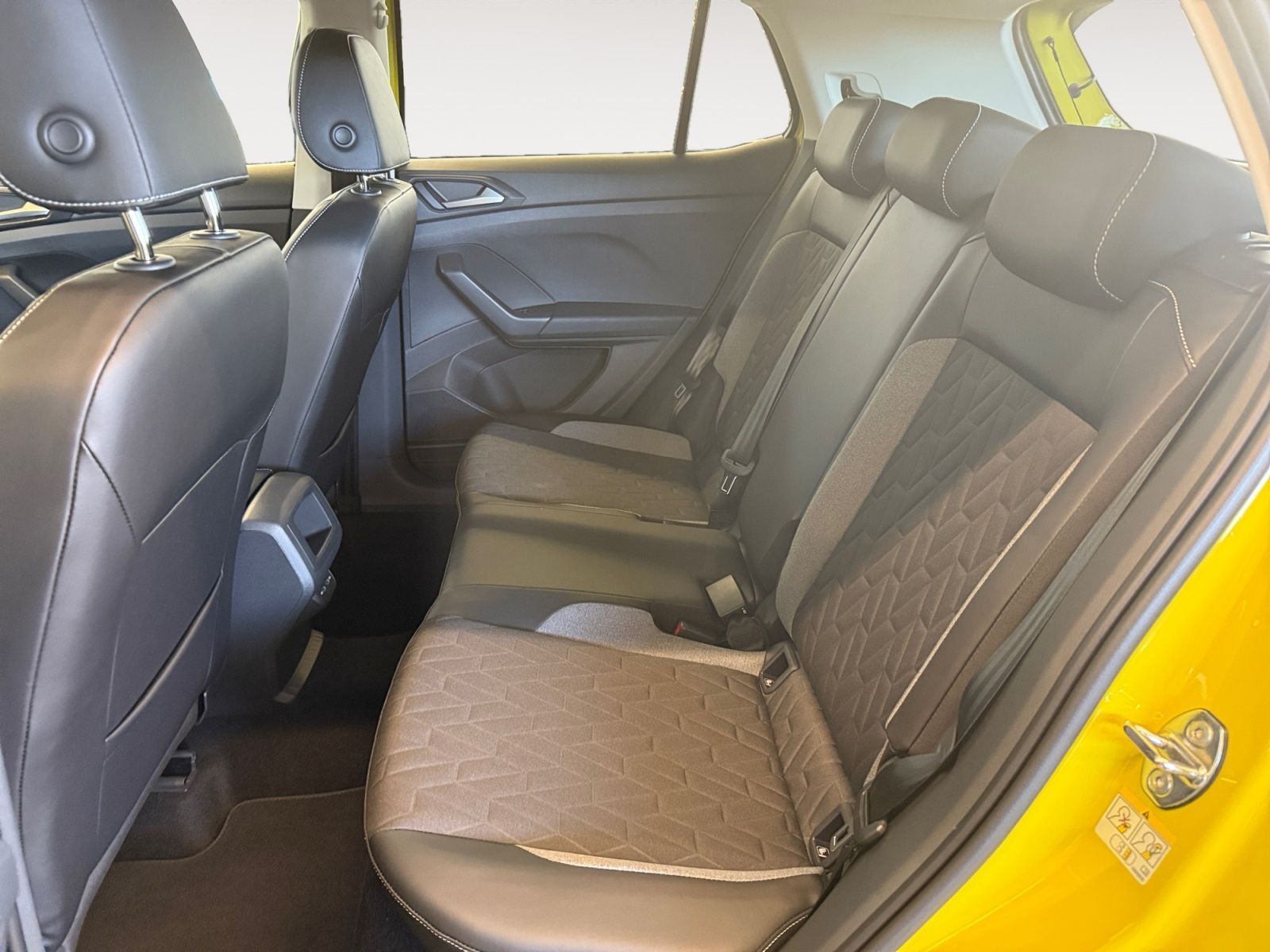 Volkswagen T-Cross - Bild 14