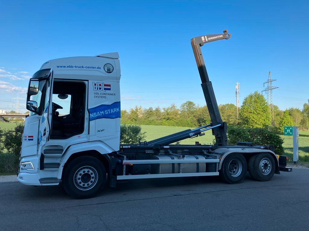 Fahrzeugabbildung DAF FAN XF 480 mit VDL Abrollkipper