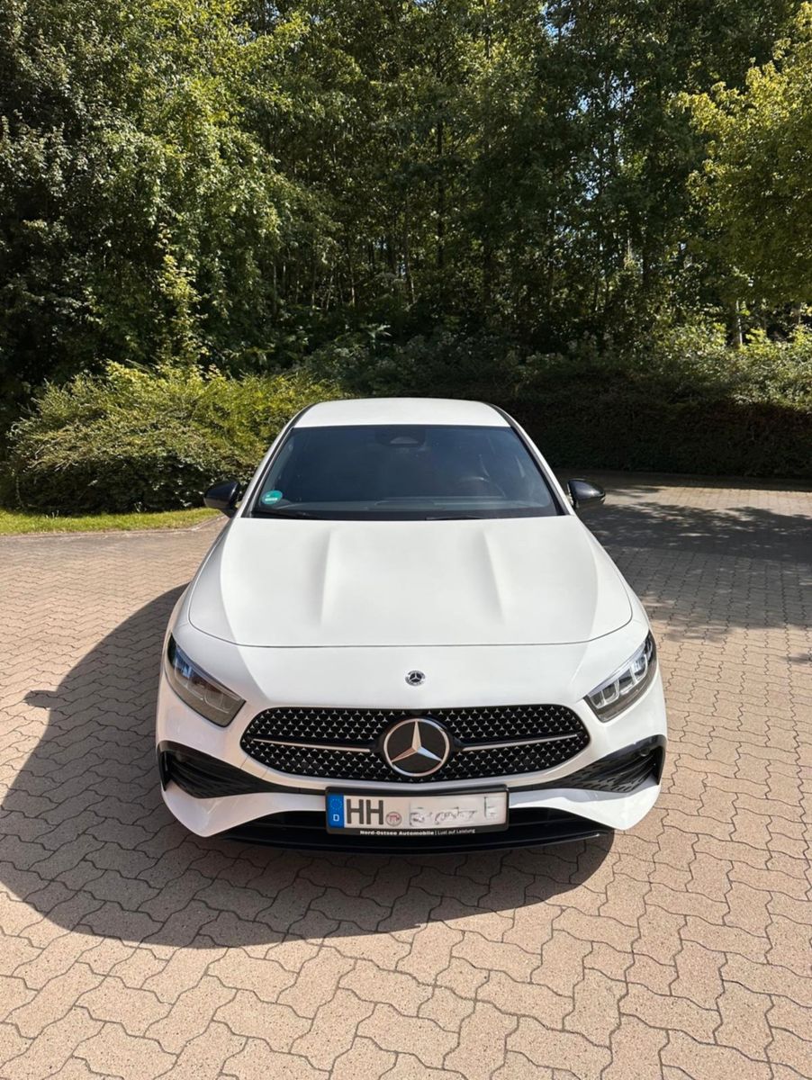 MERCEDES-BENZ A 200 Mild-Hybrid - AMG Line