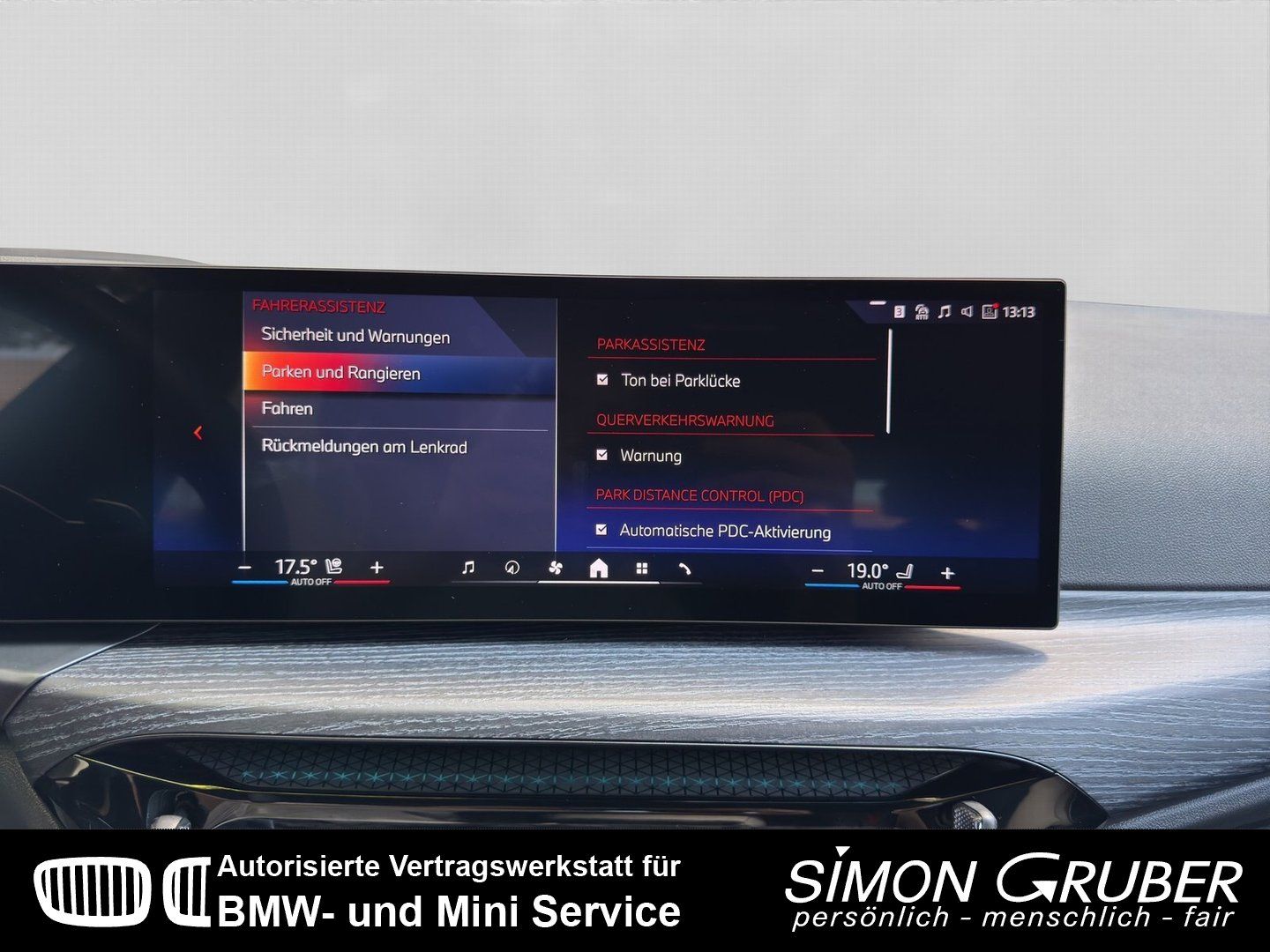 Fahrzeugabbildung BMW 330e Touring M Sport Live Prof Innovation HUD