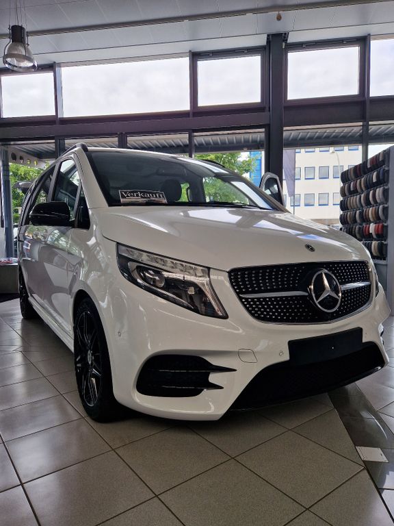 2022 Mercedes-Benz V 300