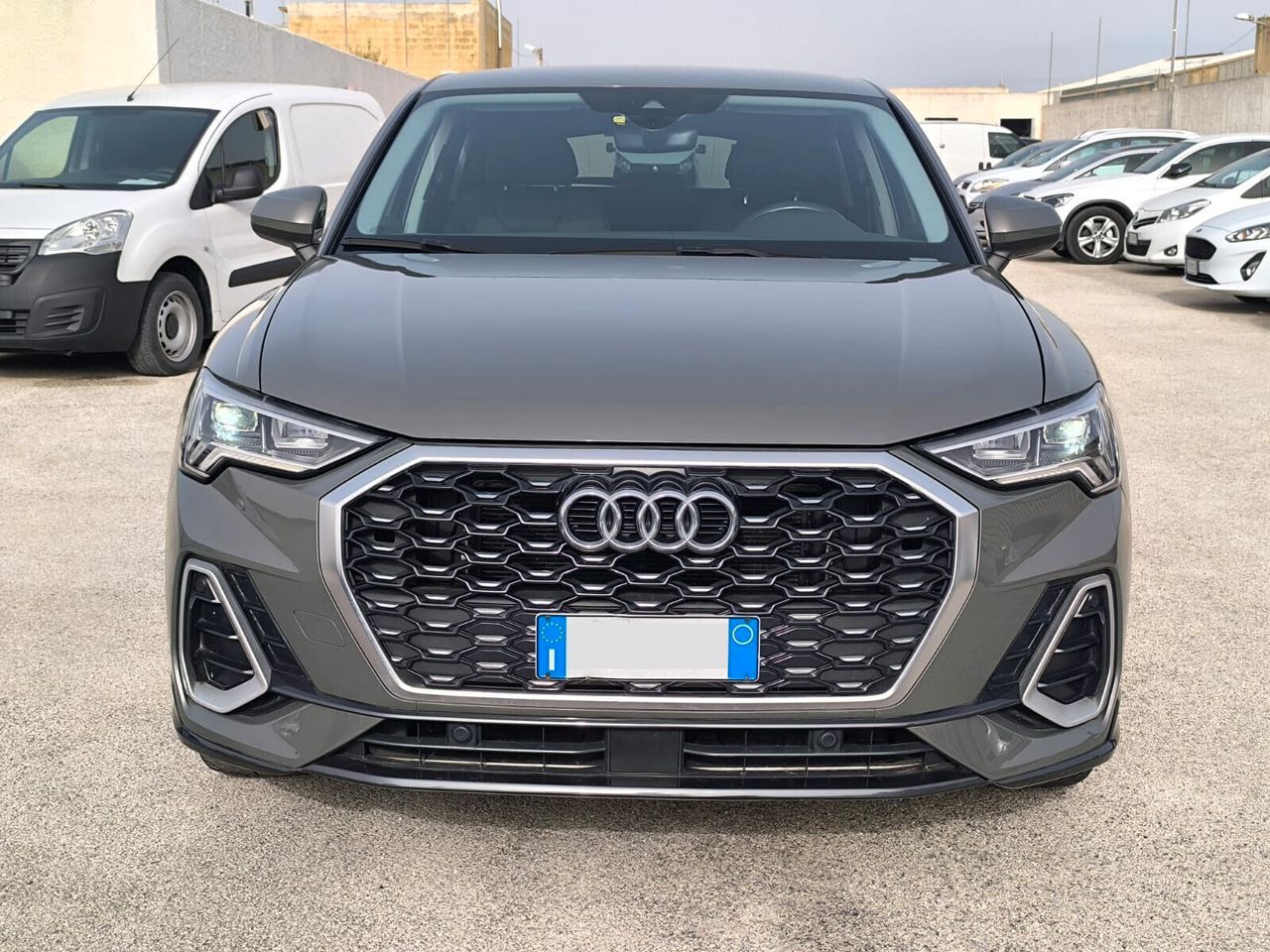 Audi AUDI Q3 SPB 35 S tronic S line 2.0 TDI 150 CV 20 imagem 2