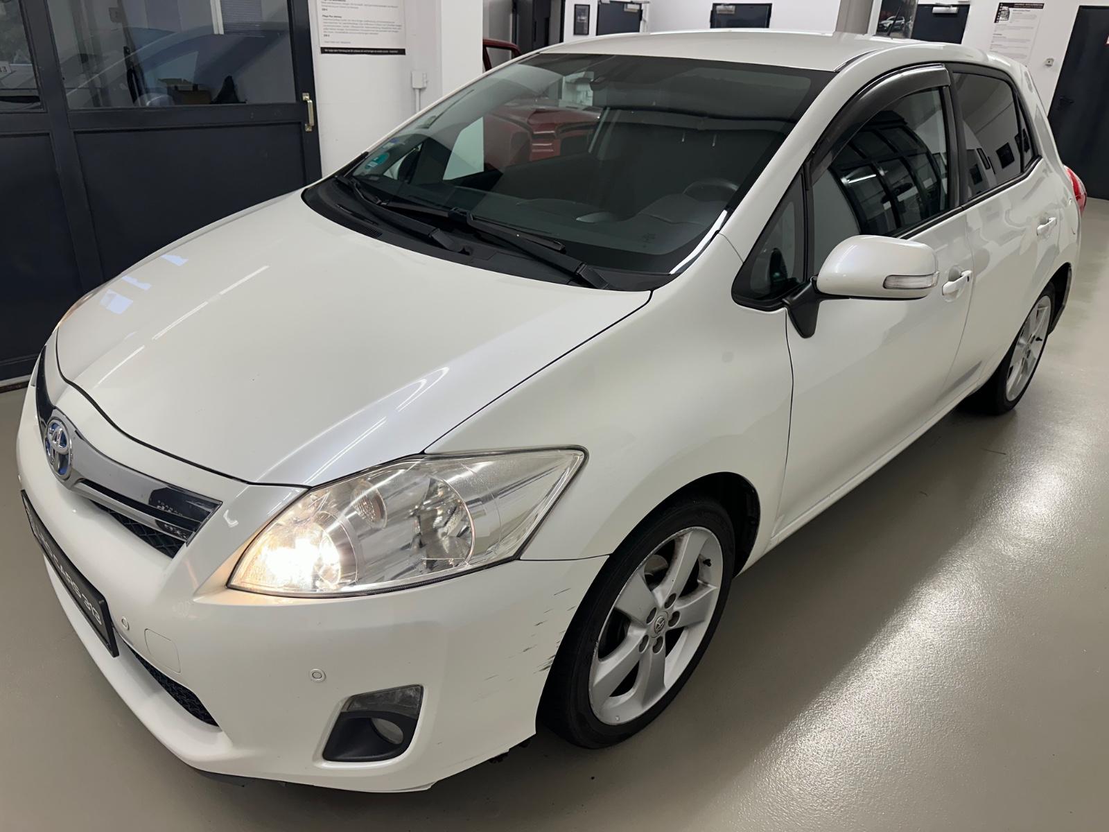 Toyota Auris Hybrid Executive