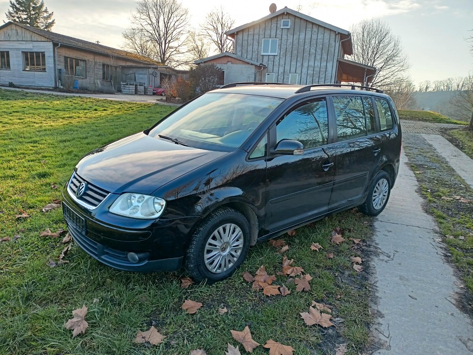 Volkswagen Touran 2.0 TDI DSG Navi-Gross Tempomat 2.Hand