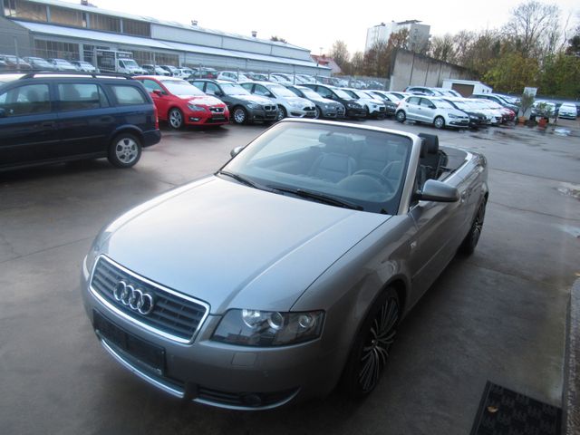 Audi A4 Cabriolet 3.0 quattro,AUTOMATIK,LEDER,NAVI.