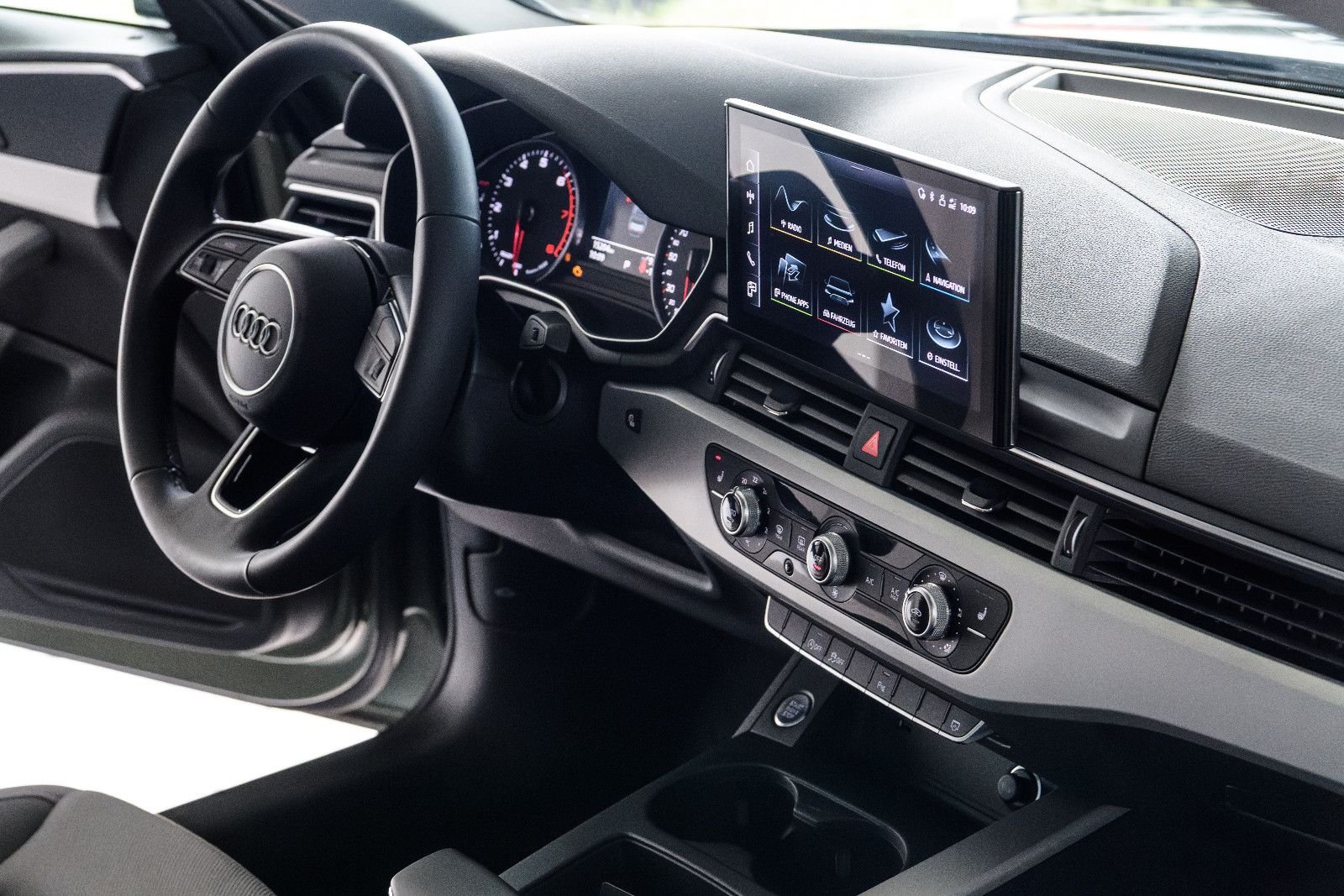 Fahrzeugabbildung Audi A4 Lim. 35 TFSI S-tronic+SHZ+elektr Sitze