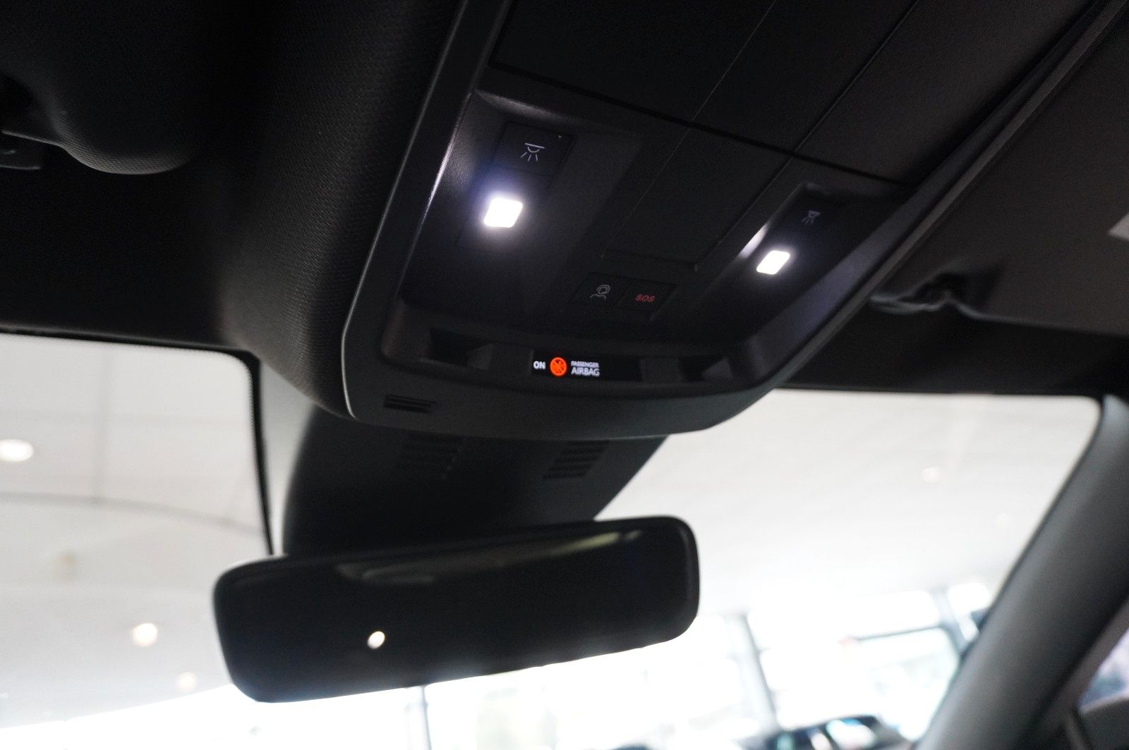 Fahrzeugabbildung Opel Grandland 1.2 48V HYBRID NAVI/LED/KAMERA/DAB+