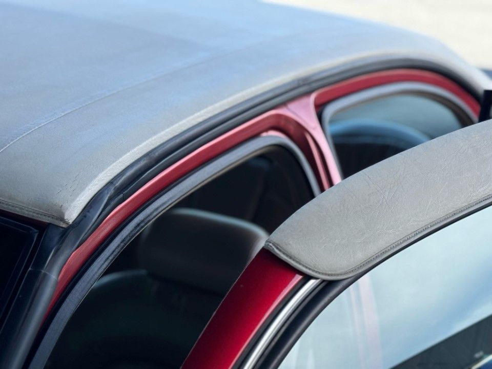 Fahrzeugabbildung Lincoln Continental Vinyl Dach kein Cabriolet V8