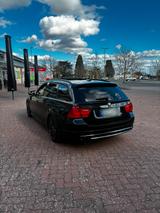 BMW e91 325d Facelift - BMW 325: 325d E91
