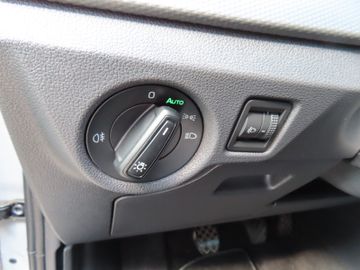 Fotografie 16 des Skoda Kamiq Ambition 1.0 TSi Klima, SmartLink, Pano