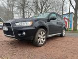 Mitsubishi Outlander 2.2 Di-D 7 Sitzer 6. ... - Mitsubishi Outlander in Rostock