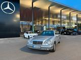 Mercedes-Benz MercedesBenz E320 Benzin Automatik Klima S... - gebrauchte Mercedes-Benz E 320 aus dem Jahr 1996