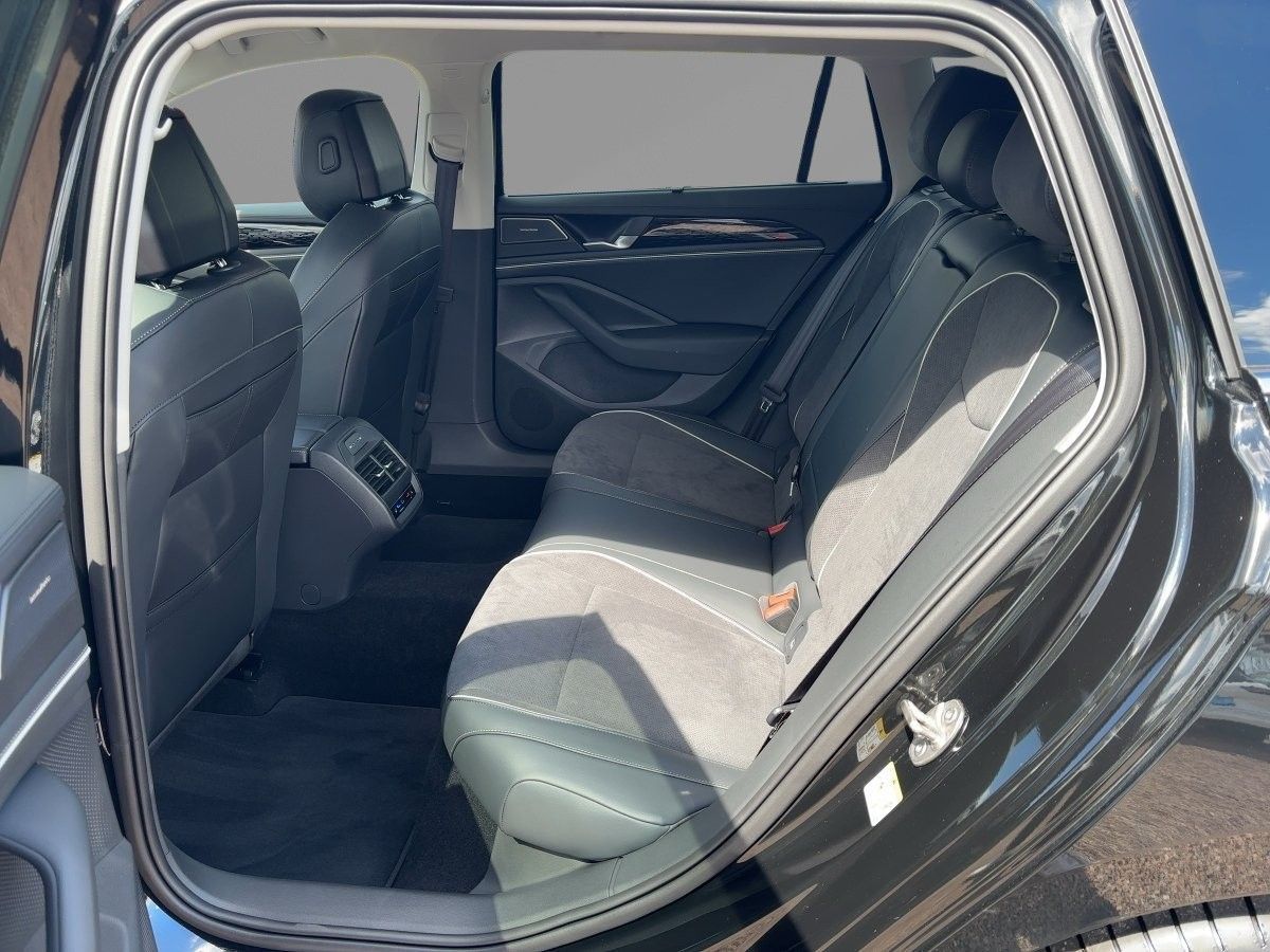 Volkswagen Passat Variant - Bild 11