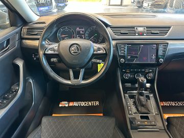 Skoda Superb Combi Style *BiXenon*Navi*AHK*