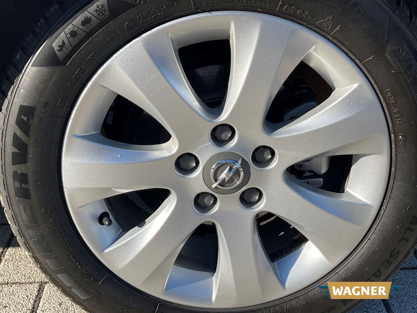 Fahrzeugabbildung Opel Meriva B Innovation 1.4 Turbo Klimaautomatik