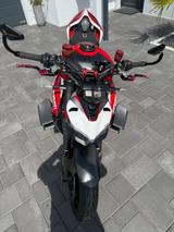 Ducati Streetfighter V4 - Individual-Folierung-Carbon - Offers