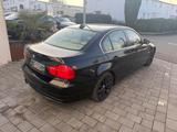 BMW 325i Lim e90 Schalter/Navi - BMW: 90s