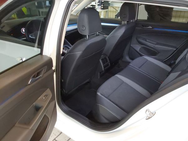 Volkswagen Golf - Bild 8