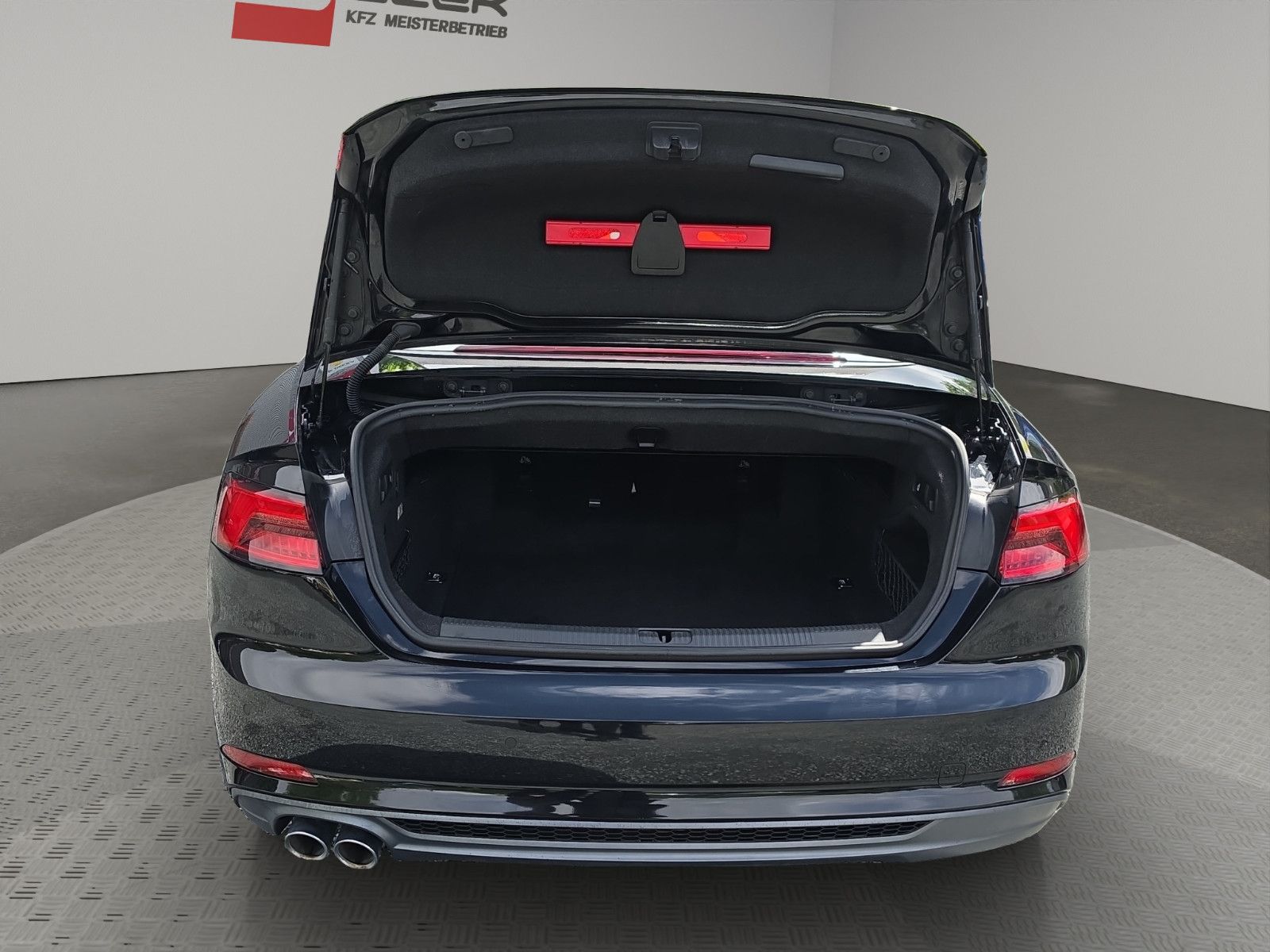 Fahrzeugabbildung Audi A5 Cabriolet Sport S-Line Automatik Navi Leder