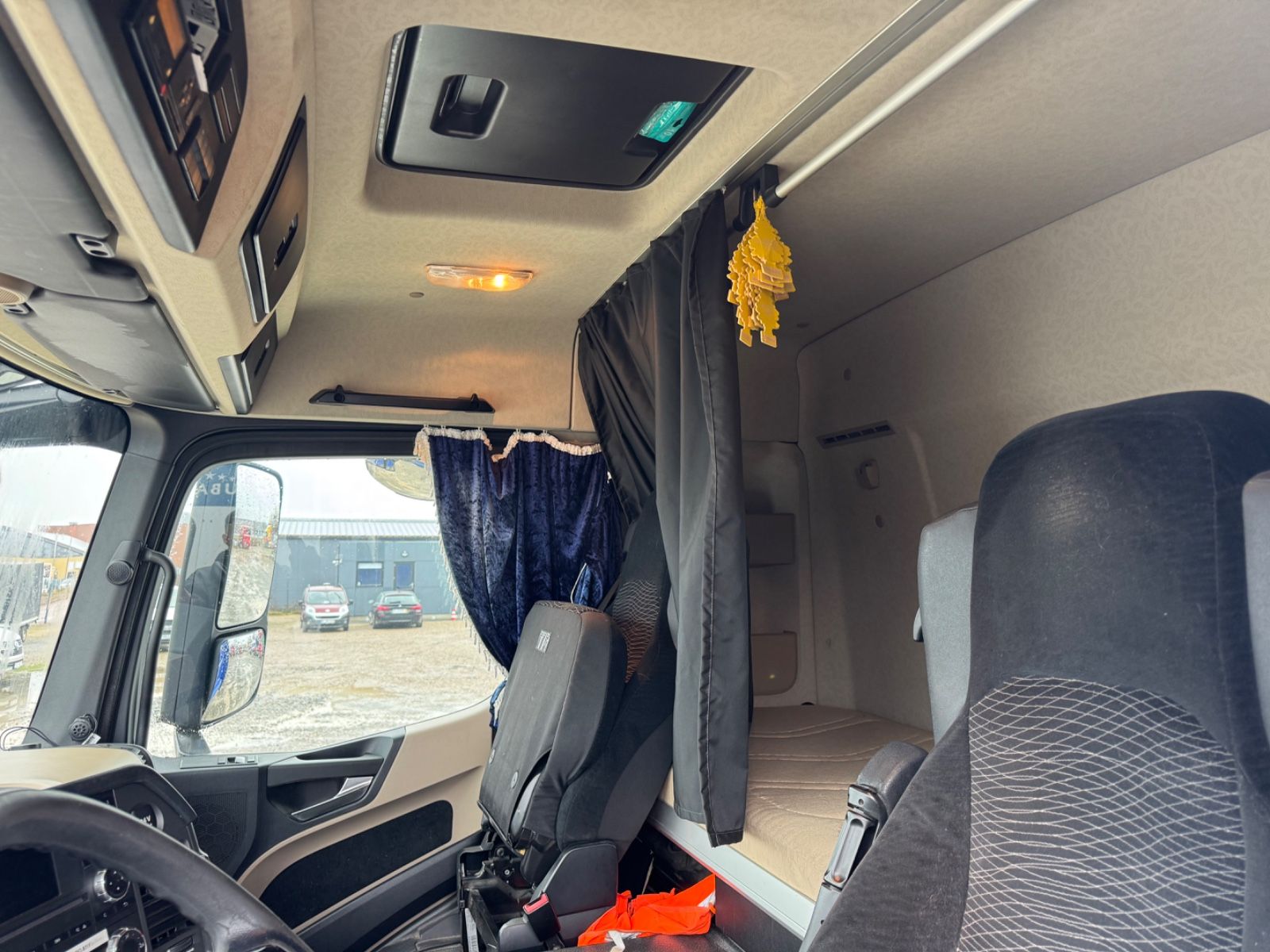 Fahrzeugabbildung Mercedes-Benz Actros 2540