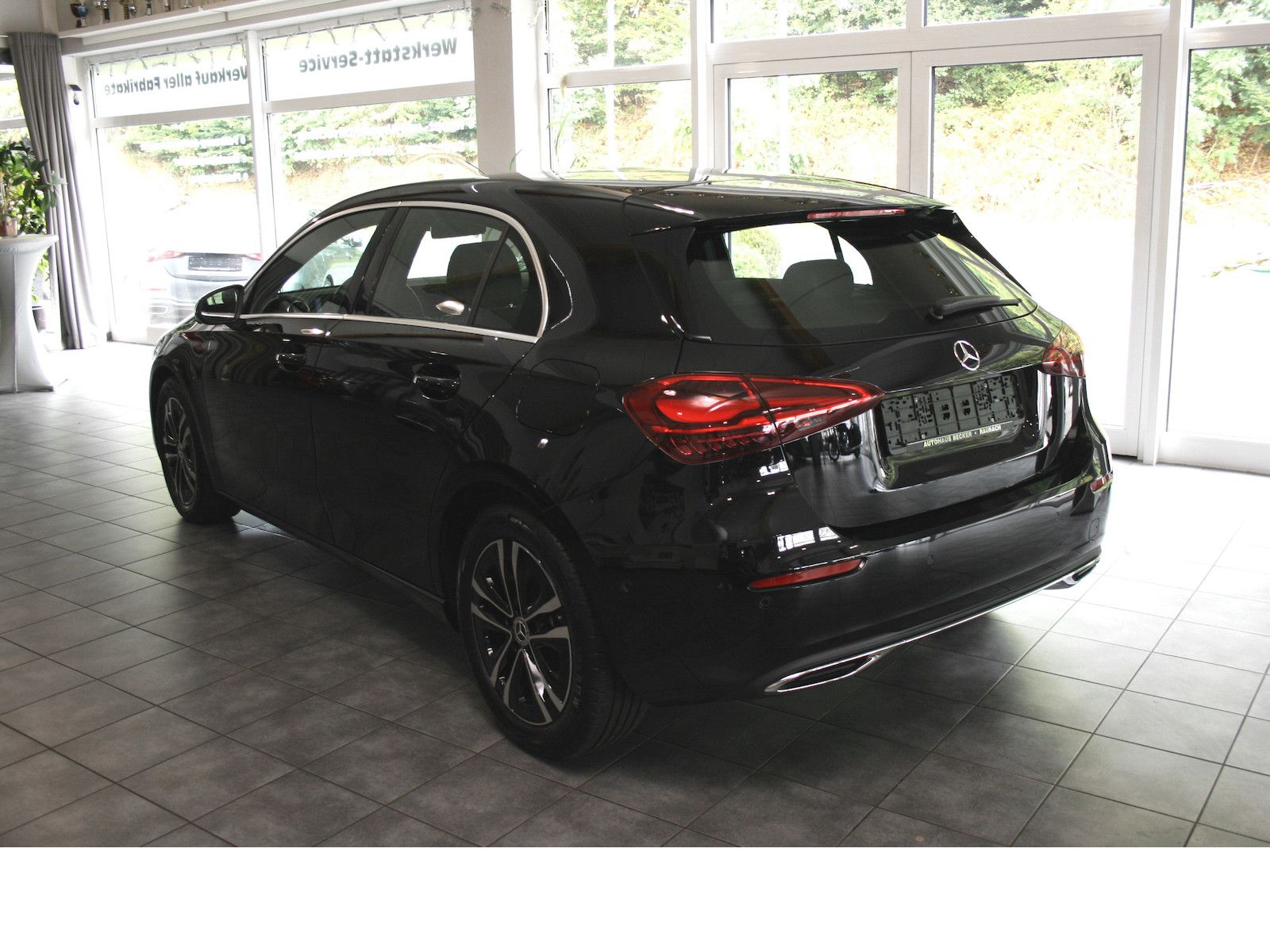 Fahrzeugabbildung Mercedes-Benz A 180 Progres.Advanced *LED*Totwinkel*360°Kamera