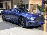 Bentley Continental GT V8 Convertible Mulliner Specific - blaue Bentley Continental GT